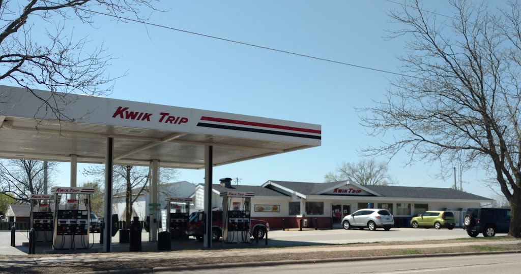 KWIK TRIP #617 | 254 E Memorial Dr, Janesville, WI 53545, USA | Phone: (608) 754-4088