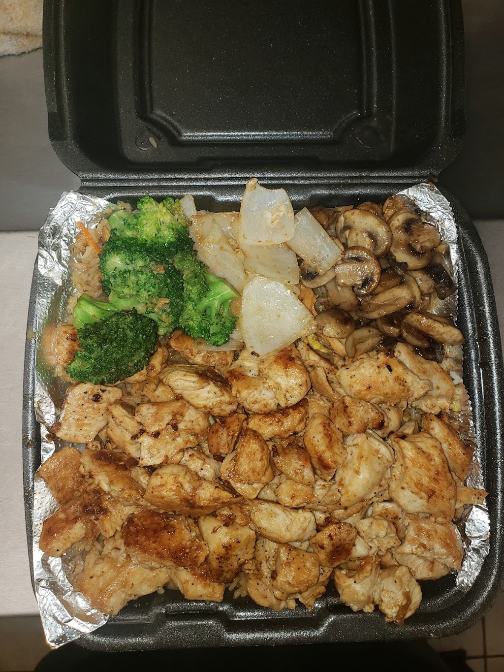 Yoshi Hibachi Grille | 51311 Gratiot Ave, New Baltimore, MI 48051, USA | Phone: (586) 690-8866