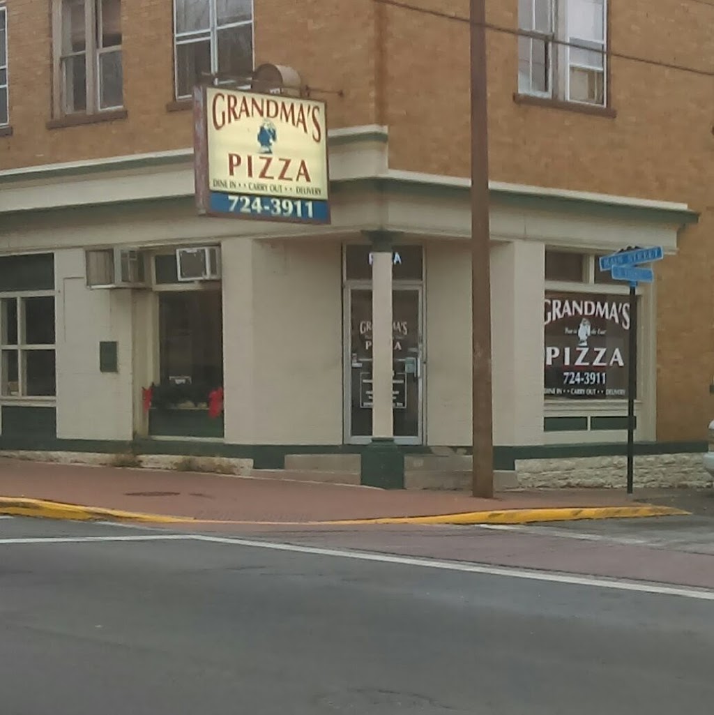 Grandmas Pizza-Main Williamsburg | 302 W Main St, Williamsburg, OH 45176, USA | Phone: (513) 724-3911
