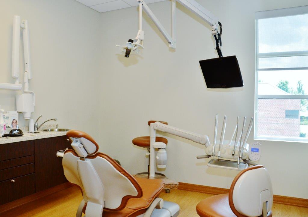Ghorshi Family Dentistry | 11301 Golf Links Dr N #201, Charlotte, NC 28277, USA | Phone: (704) 326-7578