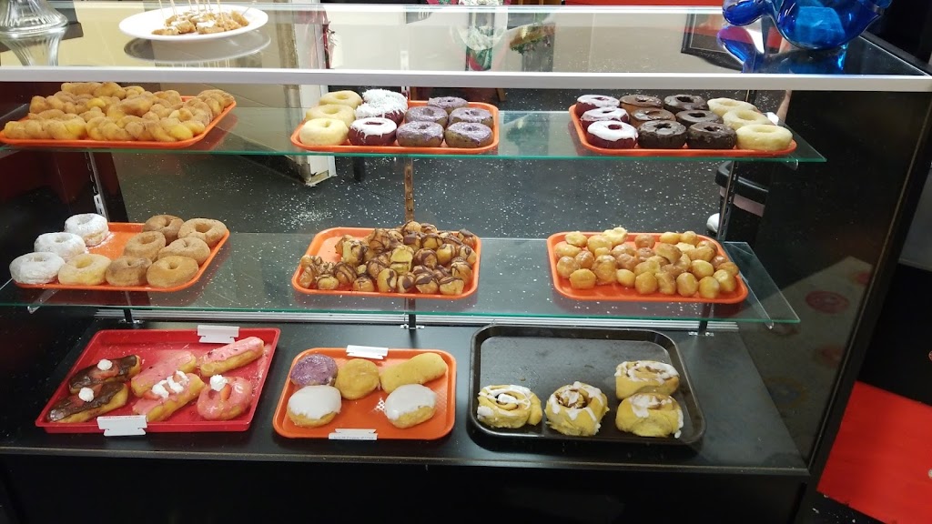 Dee Dee Delicious Donuts | 865 S Dixie Blvd, Radcliff, KY 40160, USA | Phone: (270) 319-4700