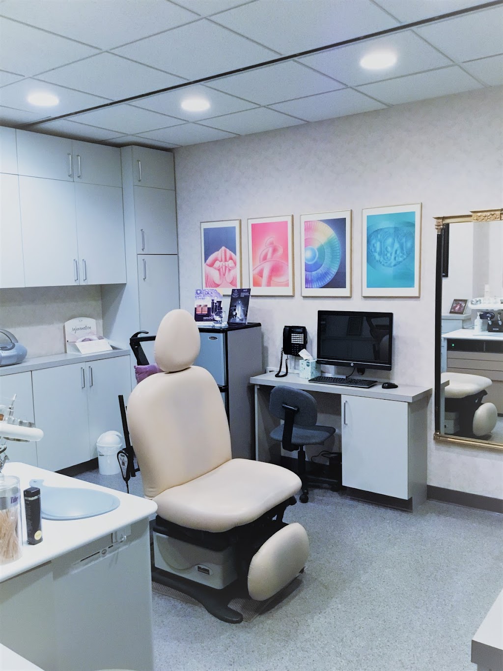 The New England Facial & Cosmetic Surgery Center | 80 Lindall St STE 2, Danvers, MA 01923, USA | Phone: (978) 739-9500