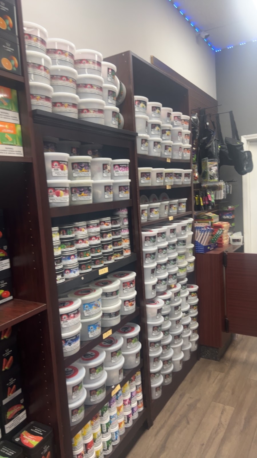 Blowing Hookah Supplies and Vapes | 49141 Schoenherr Rd, Shelby Twp, MI 48315, USA | Phone: (586) 488-1182