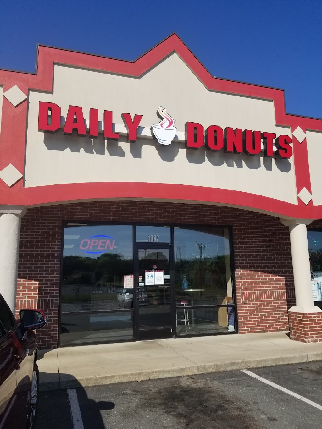 Daily Donuts | 1067 S Main St, Graham, NC 27253, USA | Phone: (336) 395-8319