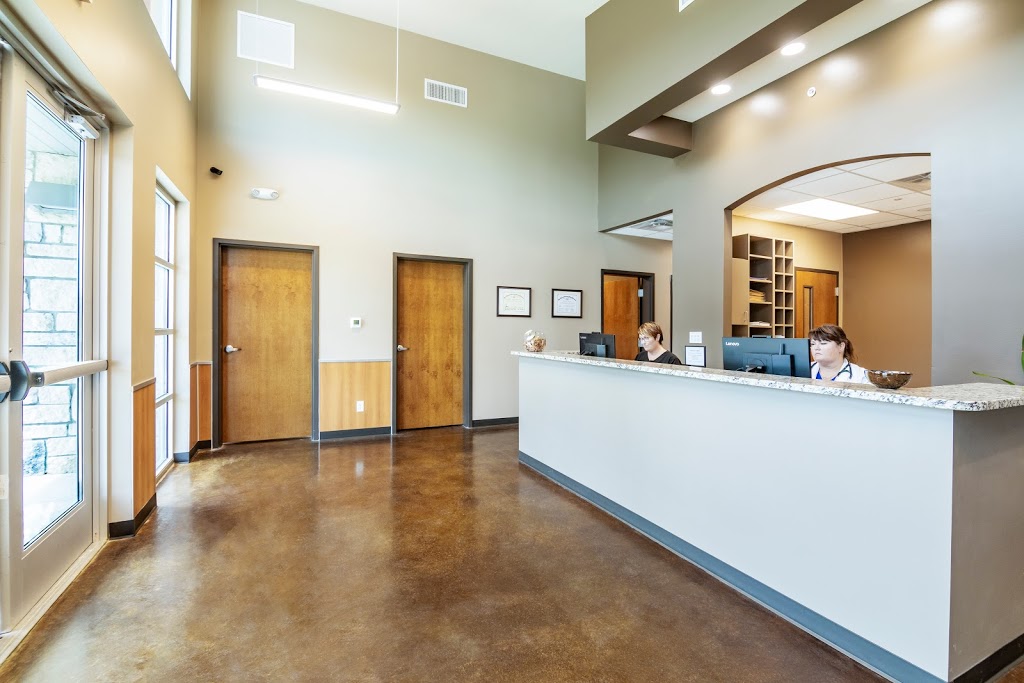 Five Star Veterinary Center | 15314 TX-71, Bee Cave, TX 78738, USA | Phone: (512) 886-1700