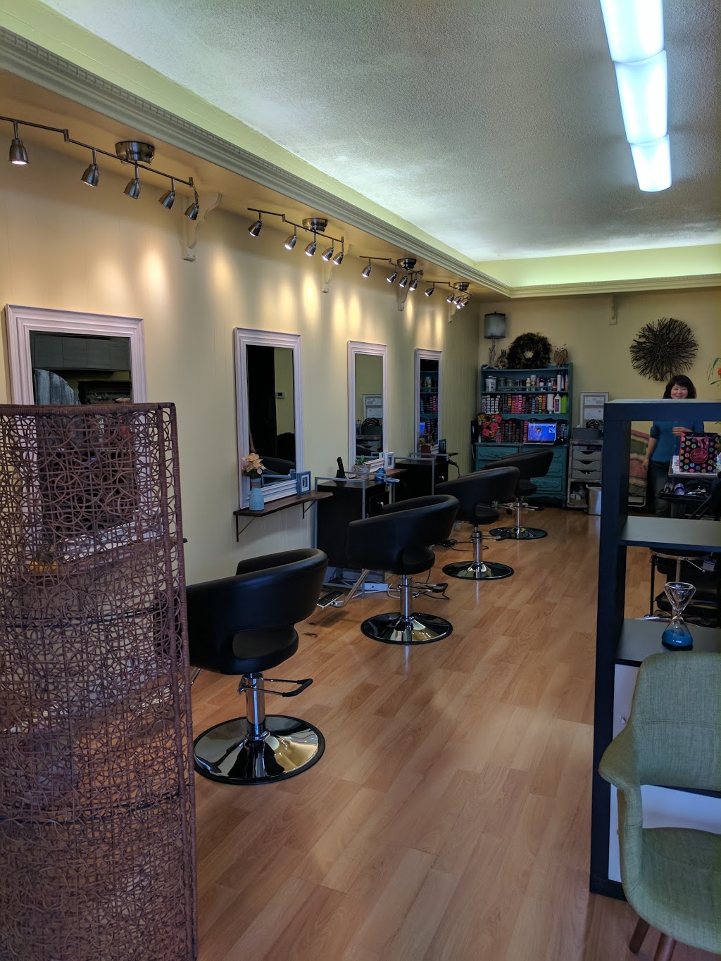 Pono Hair Salon | 2452 El Camino Real, Santa Clara, CA 95051, USA | Phone: (408) 921-4354