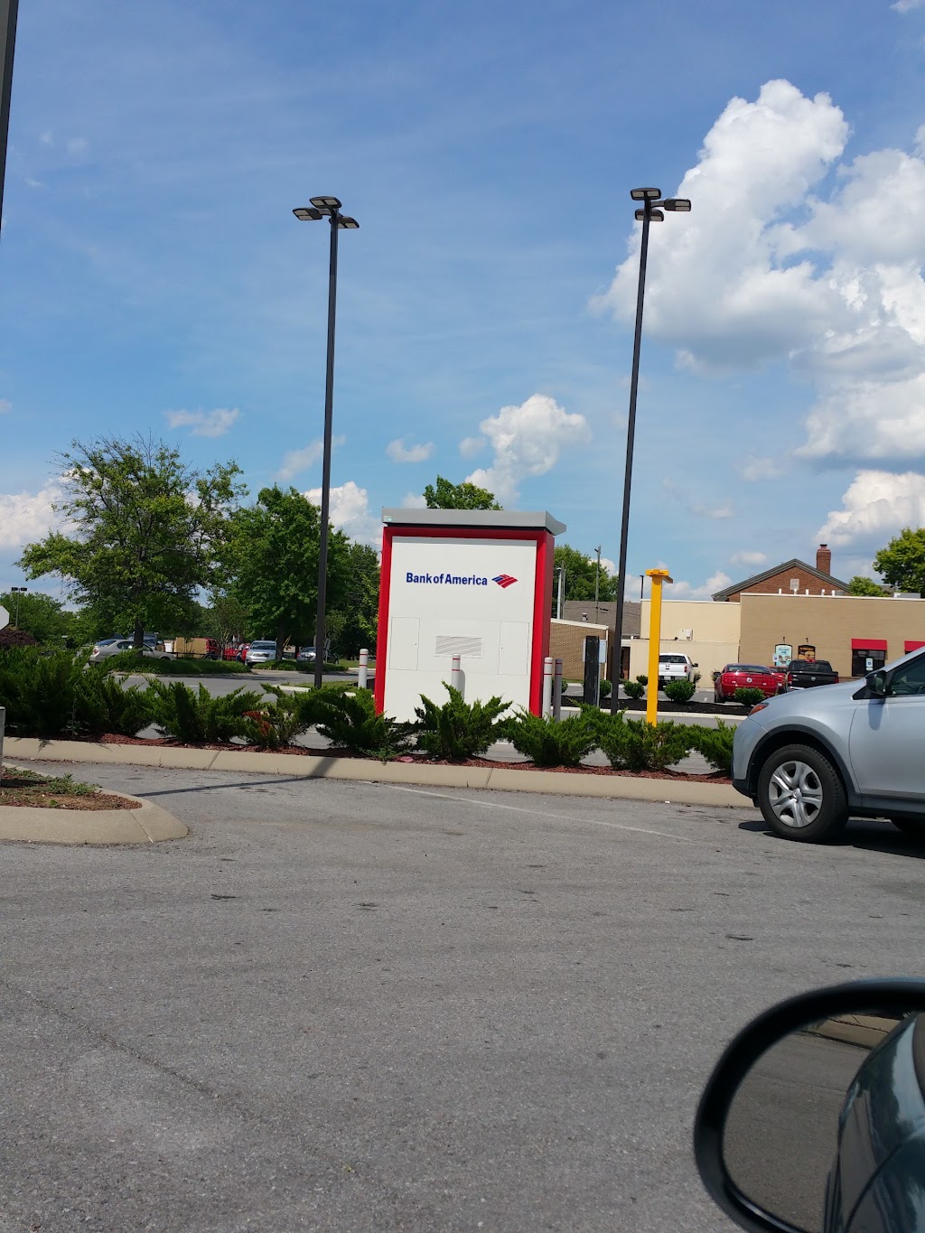 Bank Of Amercia ATM | 692 Nashville Pike, Gallatin, TN 37066, USA | Phone: (800) 432-1000