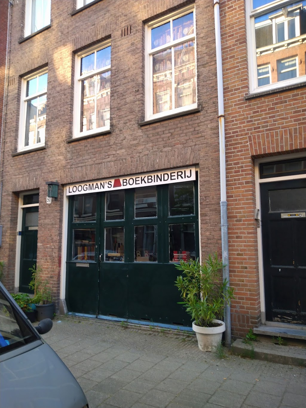 Loogmans Bindery | Sint Willibrordusstraat 50, 1073 VC Amsterdam, Netherlands | Phone: 020 673 3092