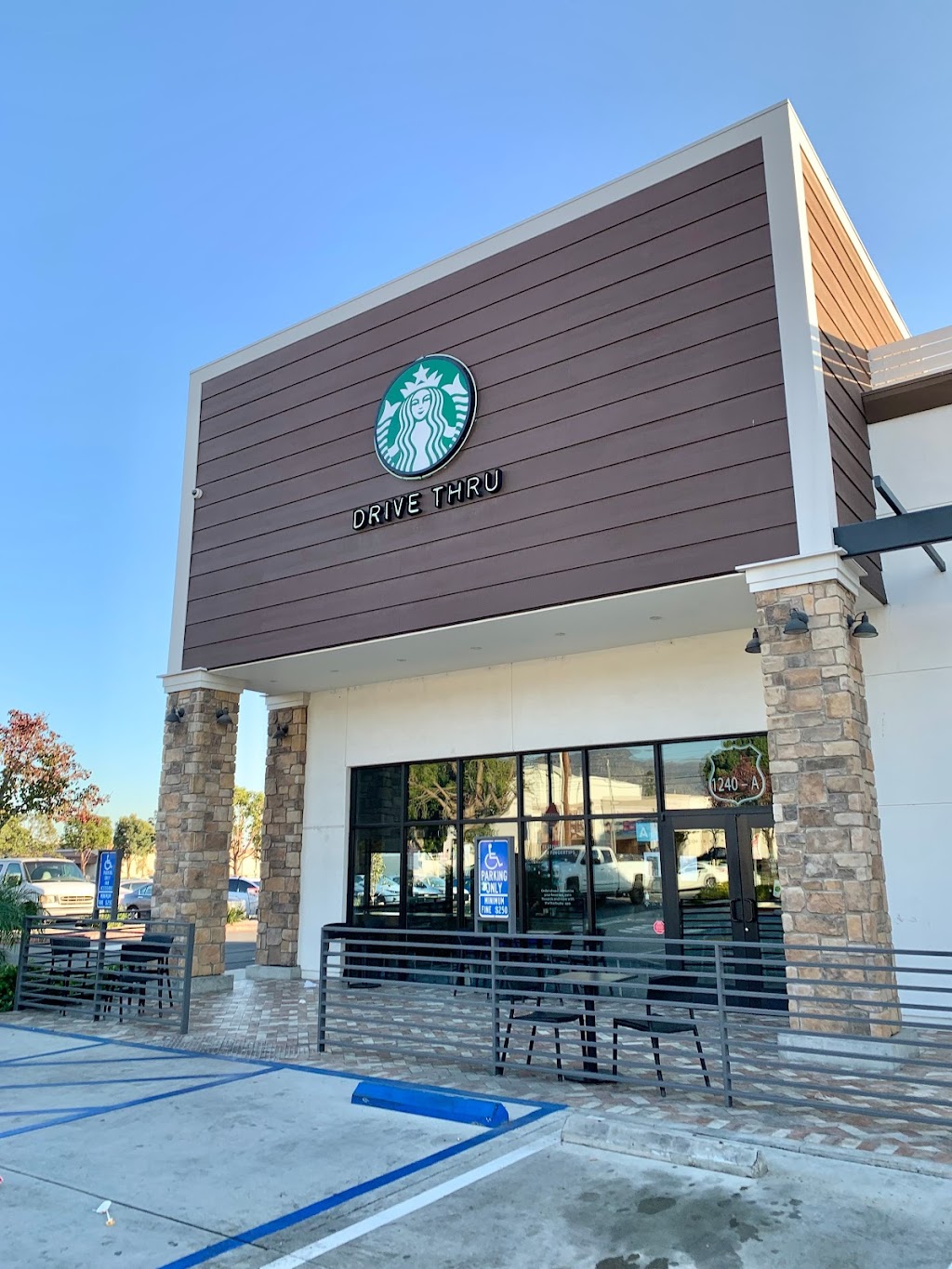 Starbucks | 1240 W Foothill Blvd, Azusa, CA 91702, USA | Phone: (626) 224-3941