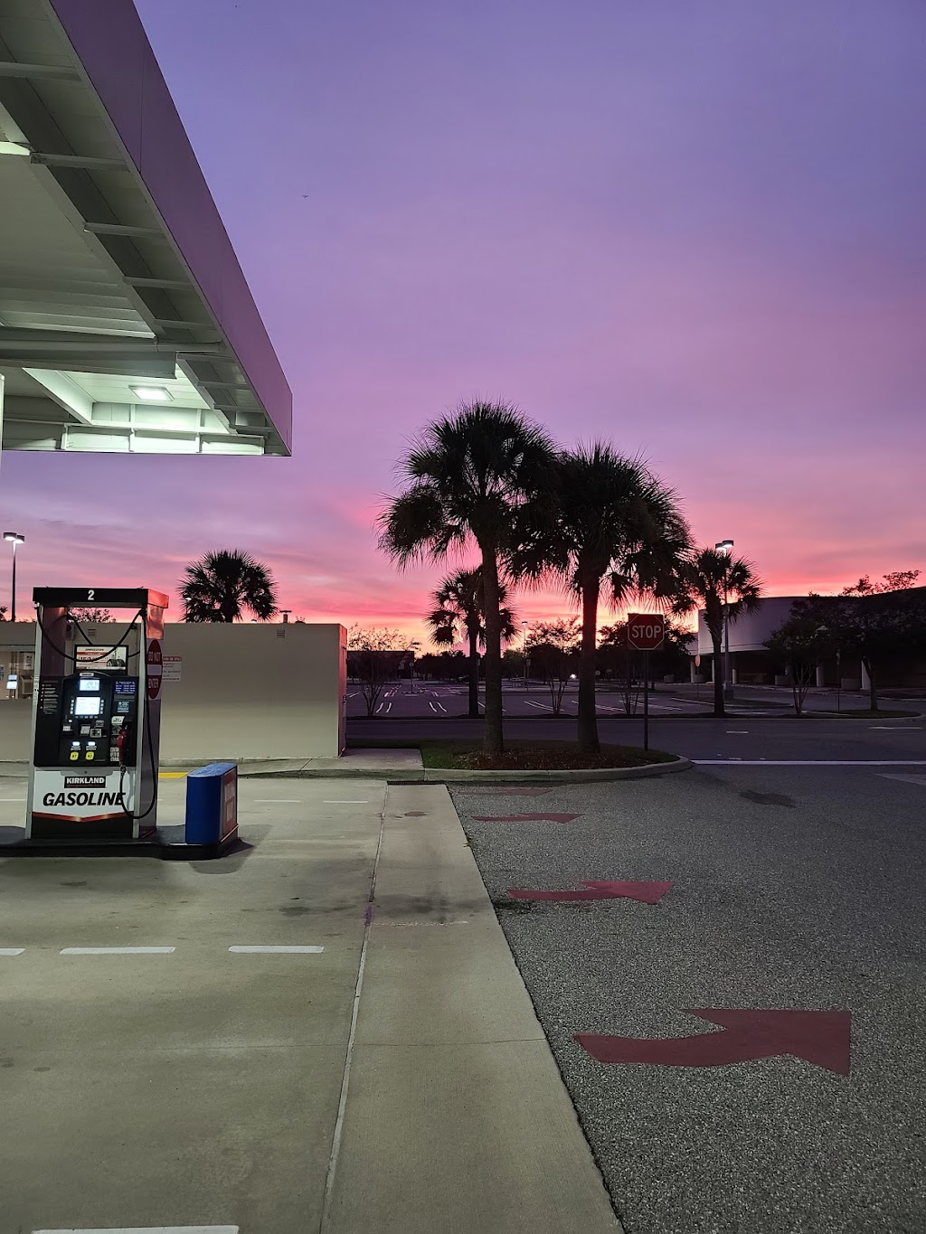 Costco Gas Station | 8150 Potter Park Dr, Sarasota, FL 34238, USA | Phone: (941) 554-2800