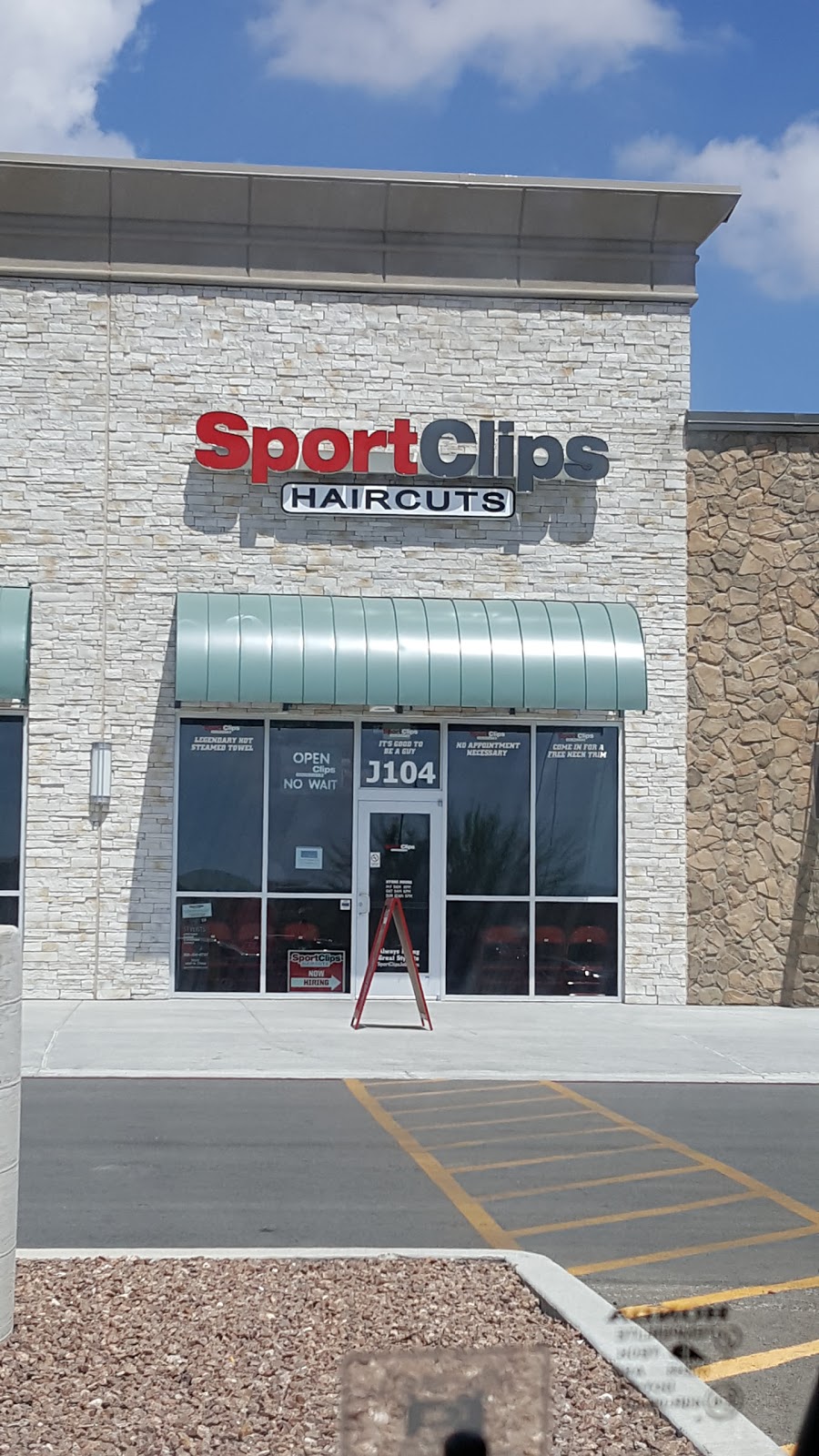 Sport Clips Haircuts of North Hills Crossing | 10771 Gateway S Blvd J Suite #104, El Paso, TX 79934, USA | Phone: (915) 821-0110