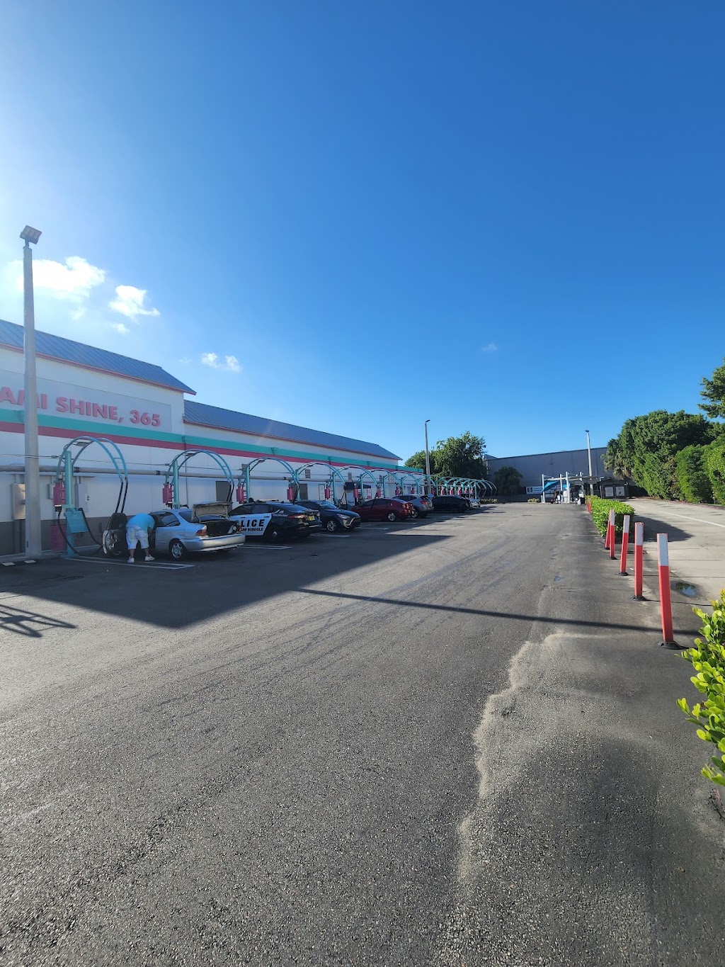El Car Wash - FIU / West Miami | 12170 SW 8th St, Miami, FL 33184, USA | Phone: (305) 603-9565 El Car Wash - FIU / West Miami | 12170 SW 8th St, Miami, FL 33184, USA | Phone: (305) 603-9565