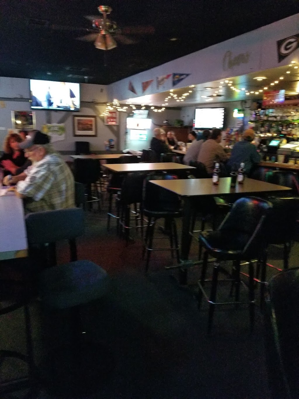 Spirits Lounge | 390 S 11th Ave, Hanford, CA 93230, USA | Phone: (559) 582-7747