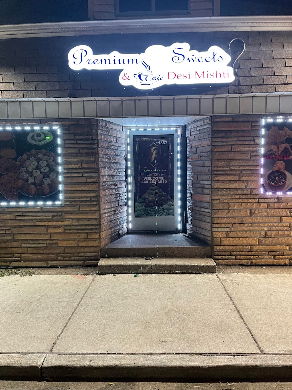 Premium Sweets & Cafe | 11357 Conant, Hamtramck, MI 48212, USA | Phone: (313) 707-0986