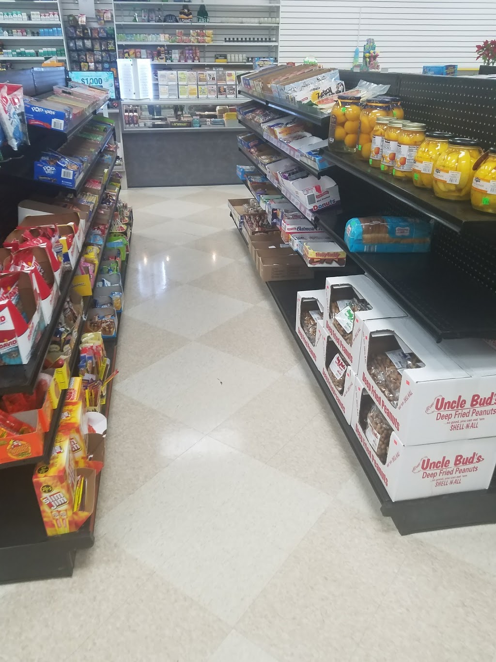 Center Mart Convenience Store | 13175 Jefferson Ave # 6, Newport News, VA 23608, USA | Phone: (757) 527-4426