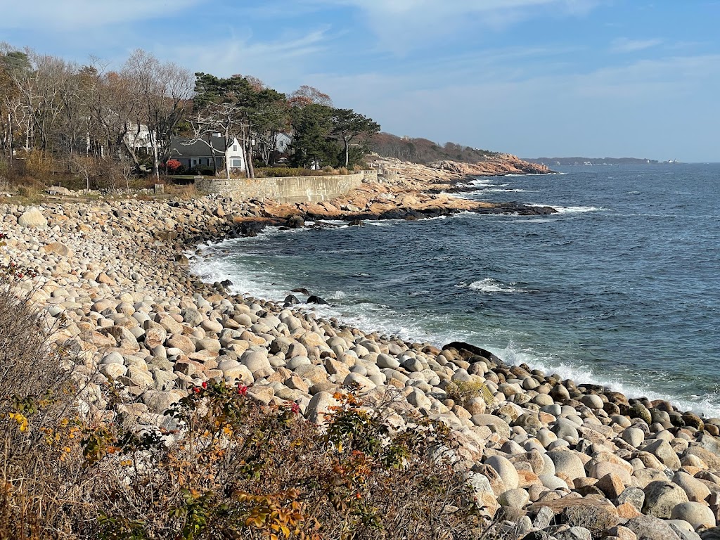 Magnolia Rocks Dive Site Public Access | 36 Shore Rd, Gloucester, MA 01930, USA | Phone: (978) 281-9720