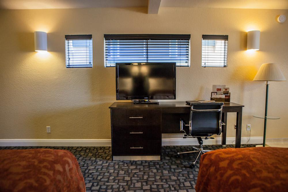 Marinwood Inn & Suites | 275 Alameda del Prado, Novato, CA 94949, USA | Phone: (415) 883-2406