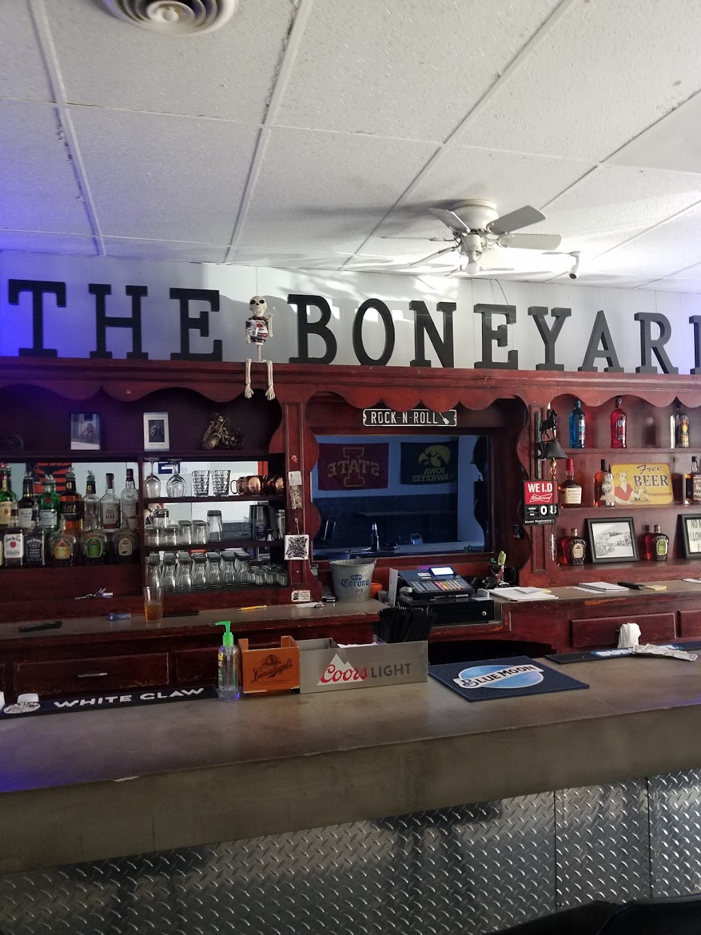 The Boneyard Bar | 309 E 7th St, Logan, IA 51546, USA | Phone: (712) 644-3636