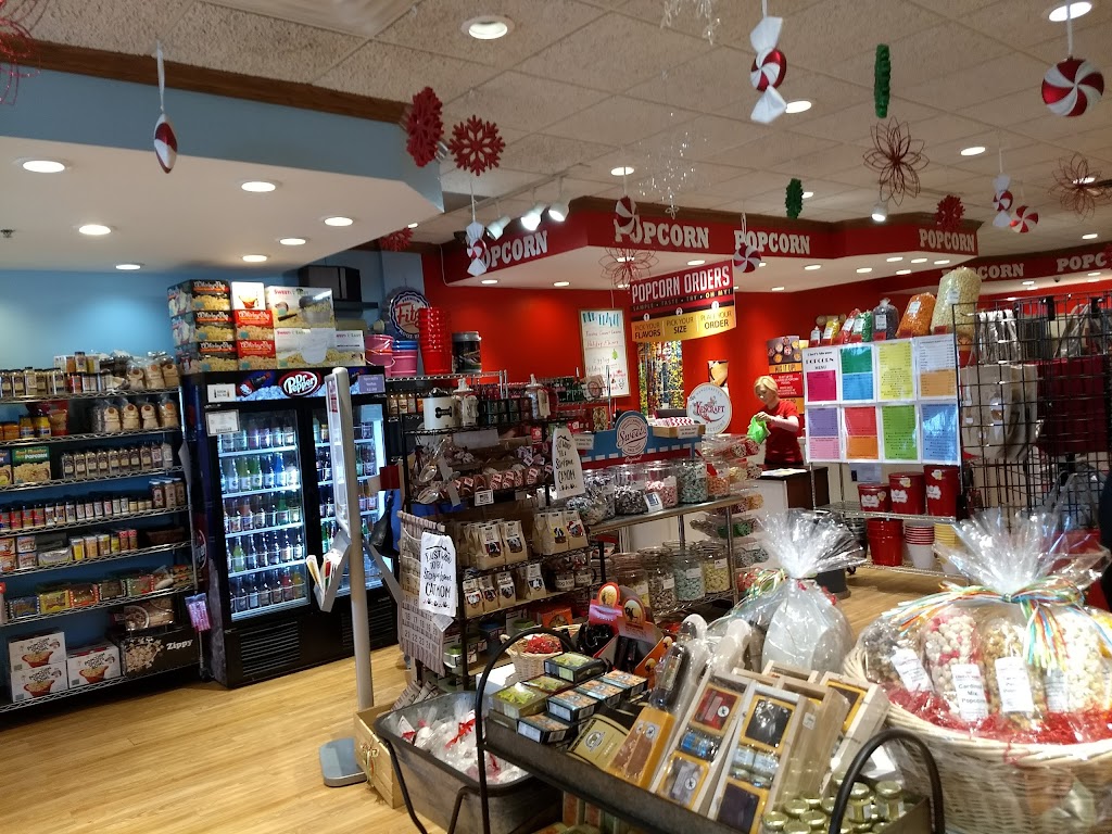 Chefs Shoppe | Schnuck, s Plaza, 2584, 2320 Troy Rd, Edwardsville, IL 62025, USA | Phone: (618) 659-9840