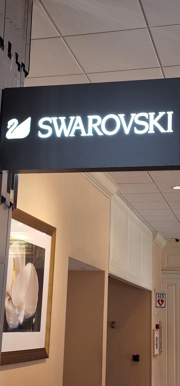 Swarovski at Gaylord Opryland | 2800 Opryland Dr, Nashville, TN 37214, USA | Phone: (615) 889-1000