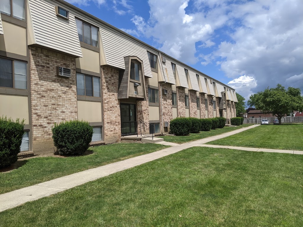 Ross Park Apartments | 1528 North St, Fremont, OH 43420, USA | Phone: (567) 998-4728