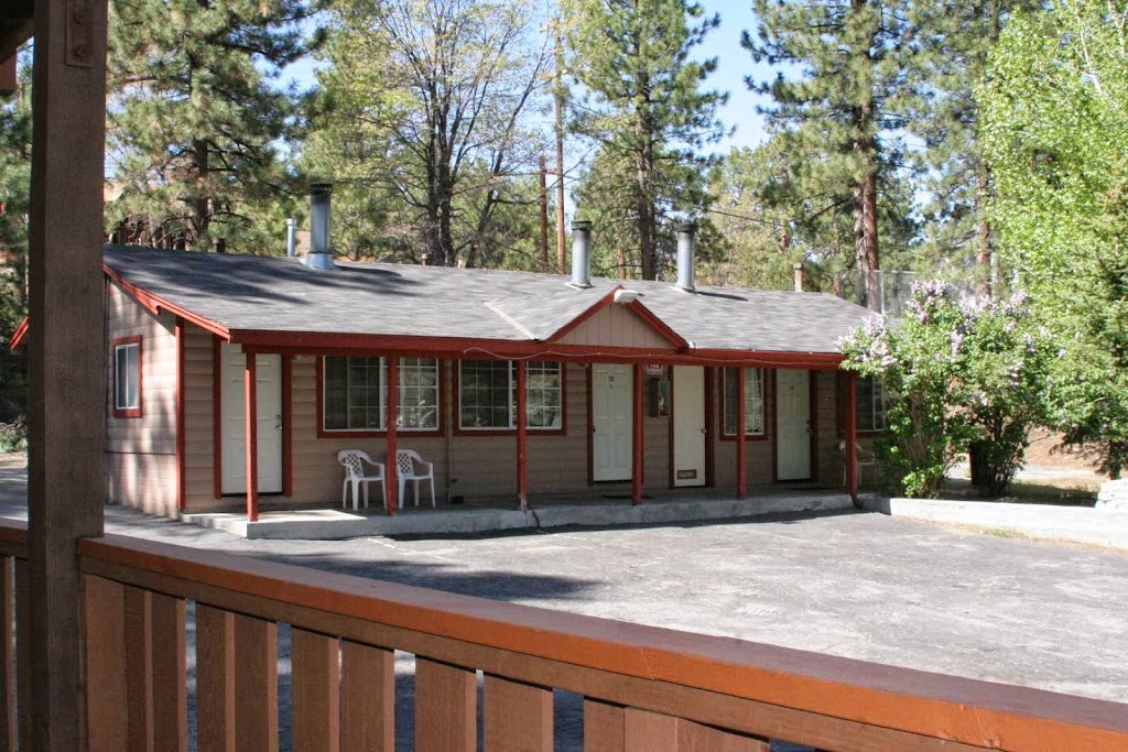 Honey Bear Lodge | 40994 Pennsylvania Ave, Big Bear Lake, CA 92315, USA | Phone: (909) 866-7825