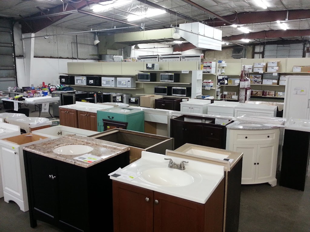Ultimate Home Outlet Showroom | 23001 Industrial Blvd Suite B, Rogers, MN 55374, USA | Phone: (763) 273-5565