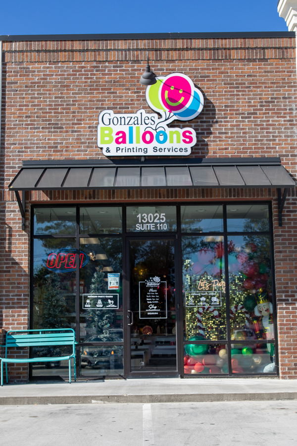 Gonzales Balloons Party Store | 13025 LA-44 Suite 110, Gonzales, LA 70737, USA | Phone: (225) 647-0821