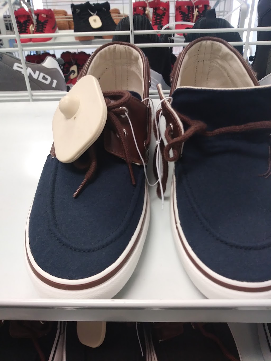 Citi Trends | 2329 Singleton Blvd, Dallas, TX 75212, USA | Phone: (945) 215-8880