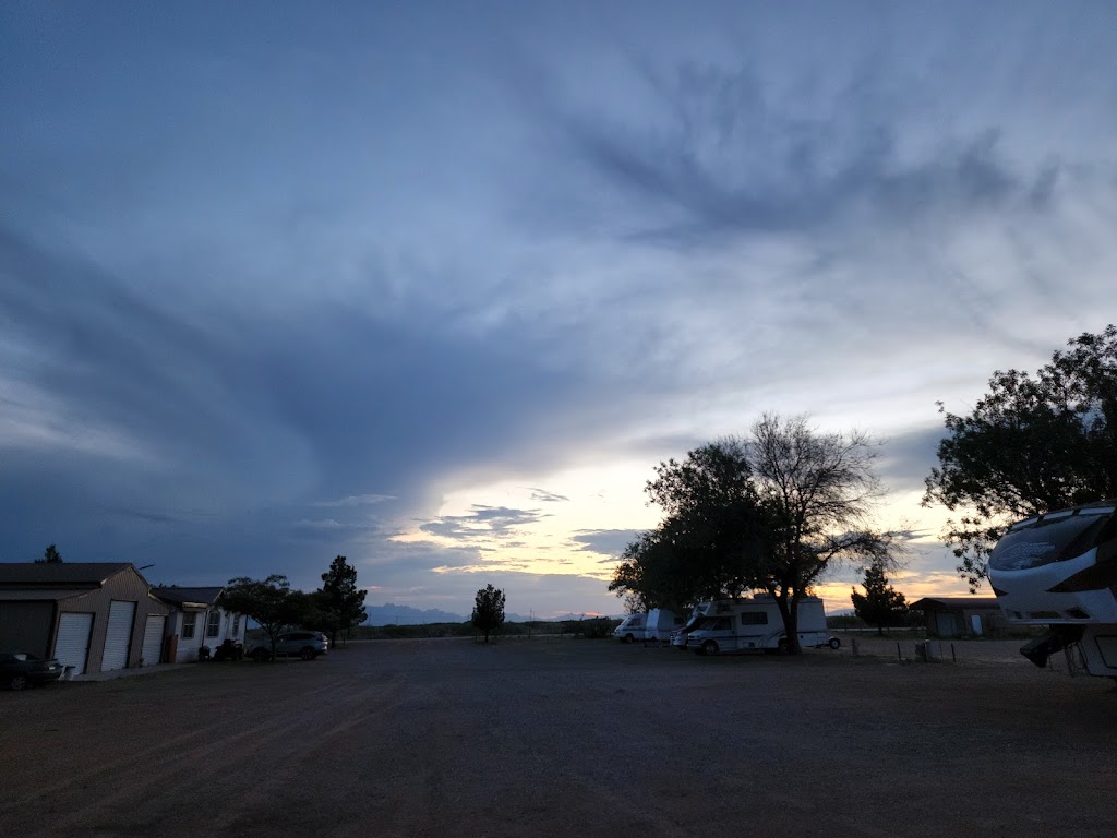 Middle of Nowhere RV Park | 1805 Main St, Orogrande, NM 88342, USA | Phone: (575) 824-7793