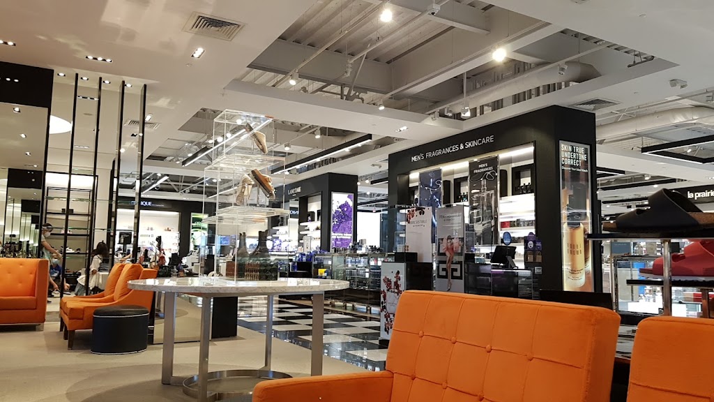 Maje Bloomingdales Stanford | 1 Stanford Shopping Center, Palo Alto, CA 94304, USA | Phone: (650) 463-2062