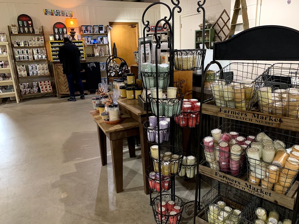 Swan Creek Candle Outlet | 395 W Airport Hwy, Swanton, OH 43558, USA | Phone: (419) 825-5612