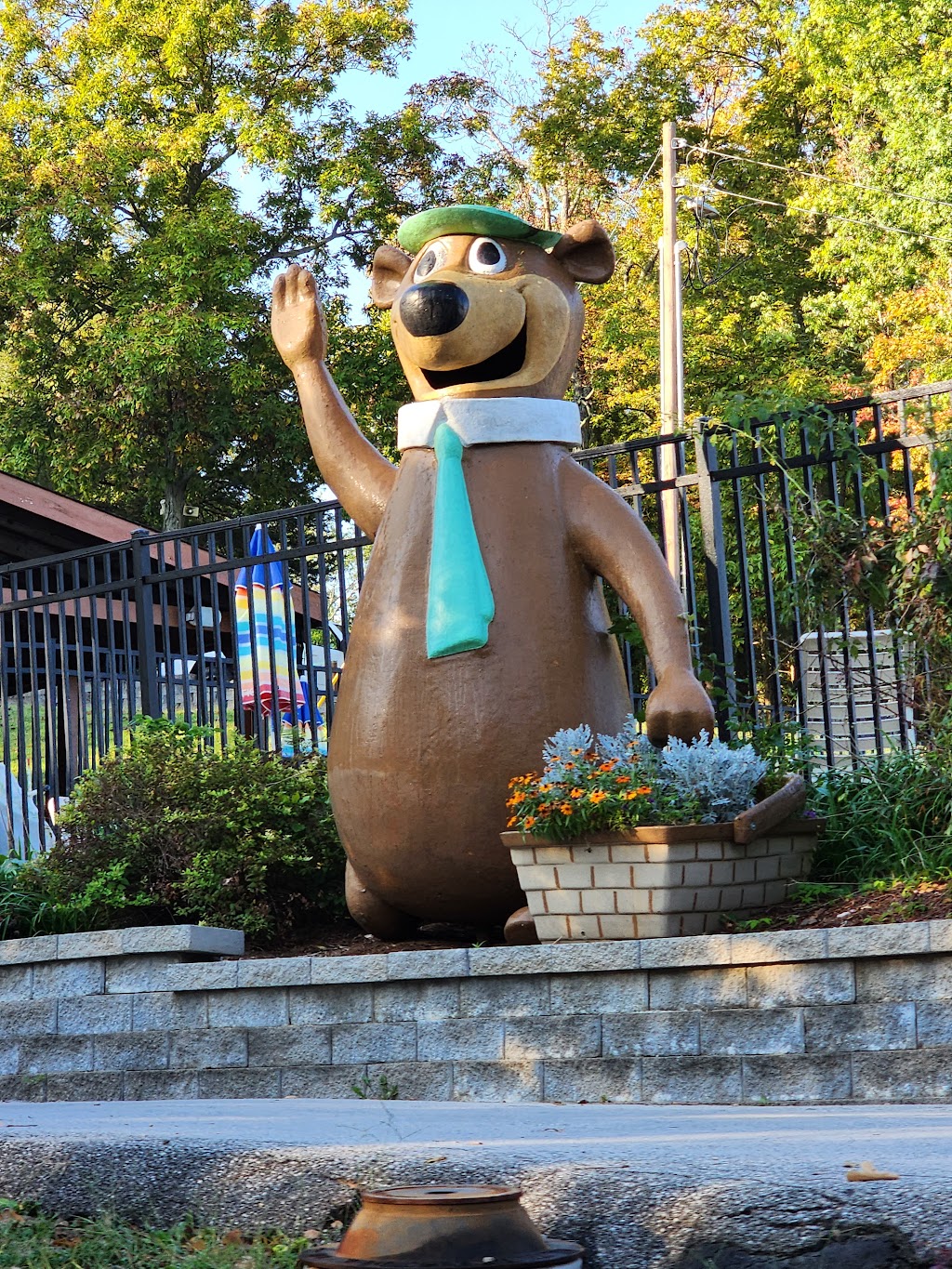 Yogi Bears Jellystone Park | 5300 Fox Crk Rd, Pacific, MO 63069, USA | Phone: (636) 938-5925