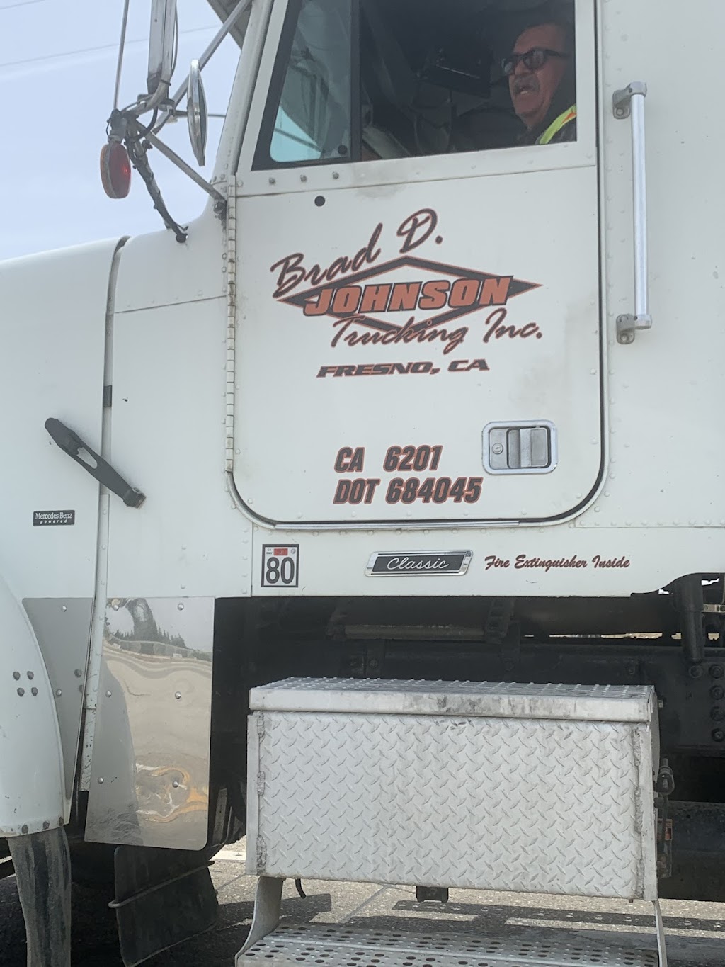 Brad Johnson Trucking | 3501 W Nielsen Ave, Fresno, CA 93706 | Phone: (559) 441-0300