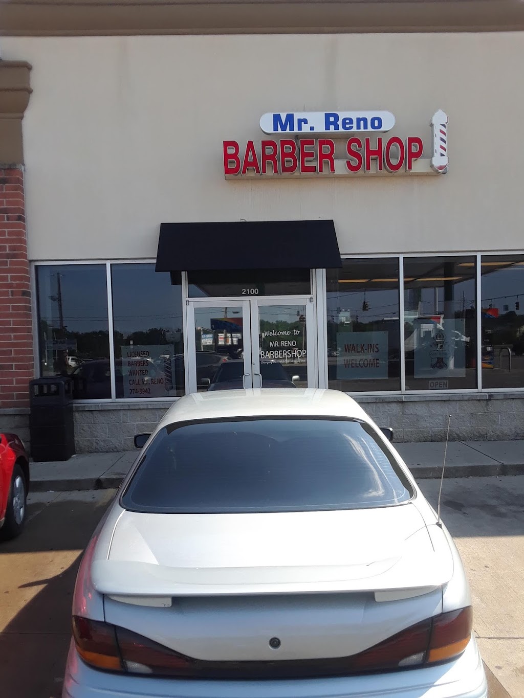 Mr. Reno Barbershop | 2100 E Seymour Ave, Cincinnati, OH 45237, USA | Phone: (513) 274-3942