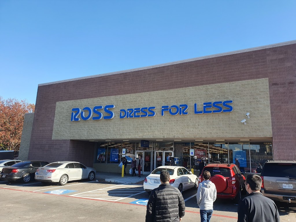 Ross Dress for Less | 2405 N Haskell Ave., Dallas, TX 75204, USA | Phone: (214) 841-0100