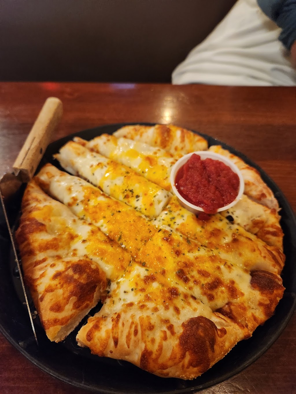 Big Woods Pizza | 11622 NE Executive Dr space g020, Edinburgh, IN 46124, USA | Phone: (812) 703-9300