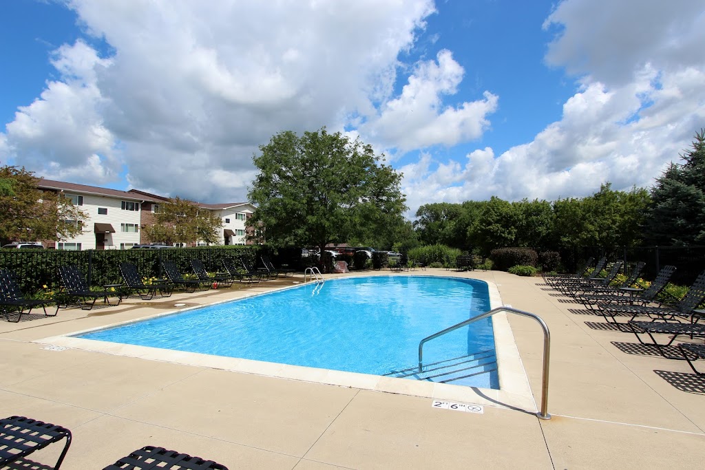 Riverstone Apartments | 308 Woodcreek Dr, Bolingbrook, IL 60440, USA | Phone: (331) 253-2782