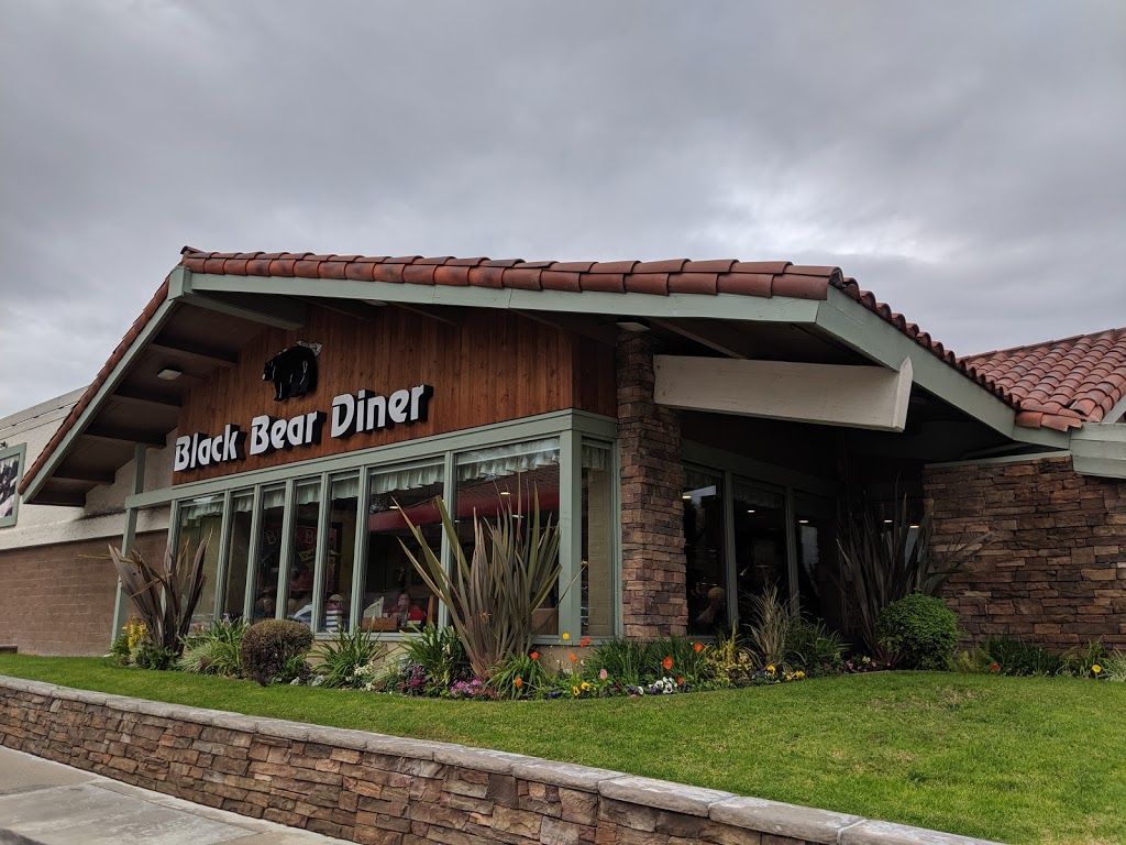 Black Bear Diner Fullerton | 1011 N Harbor Blvd, Fullerton, CA 92832, USA | Phone: (714) 515-3481