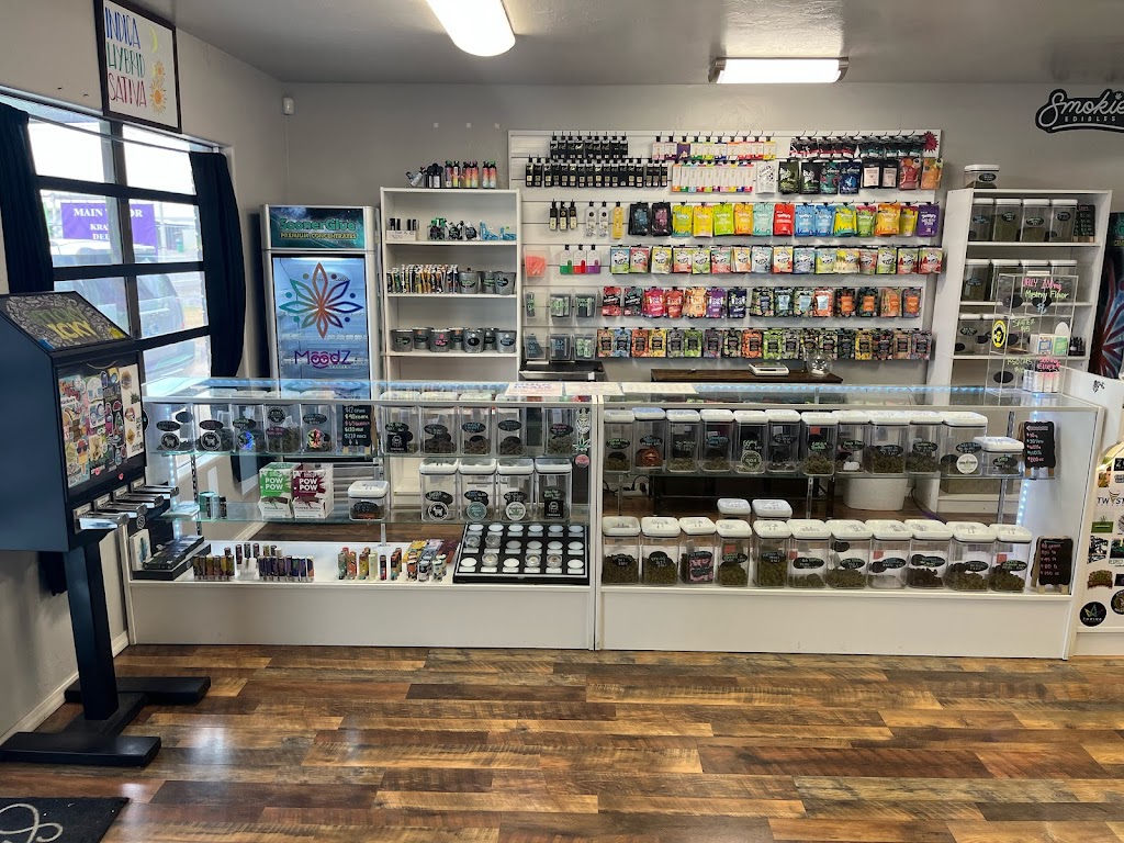 Moodz Cannabis - Purcell | 1736 S Green Ave suite b, Purcell, OK 73080, USA | Phone: (405) 388-5088