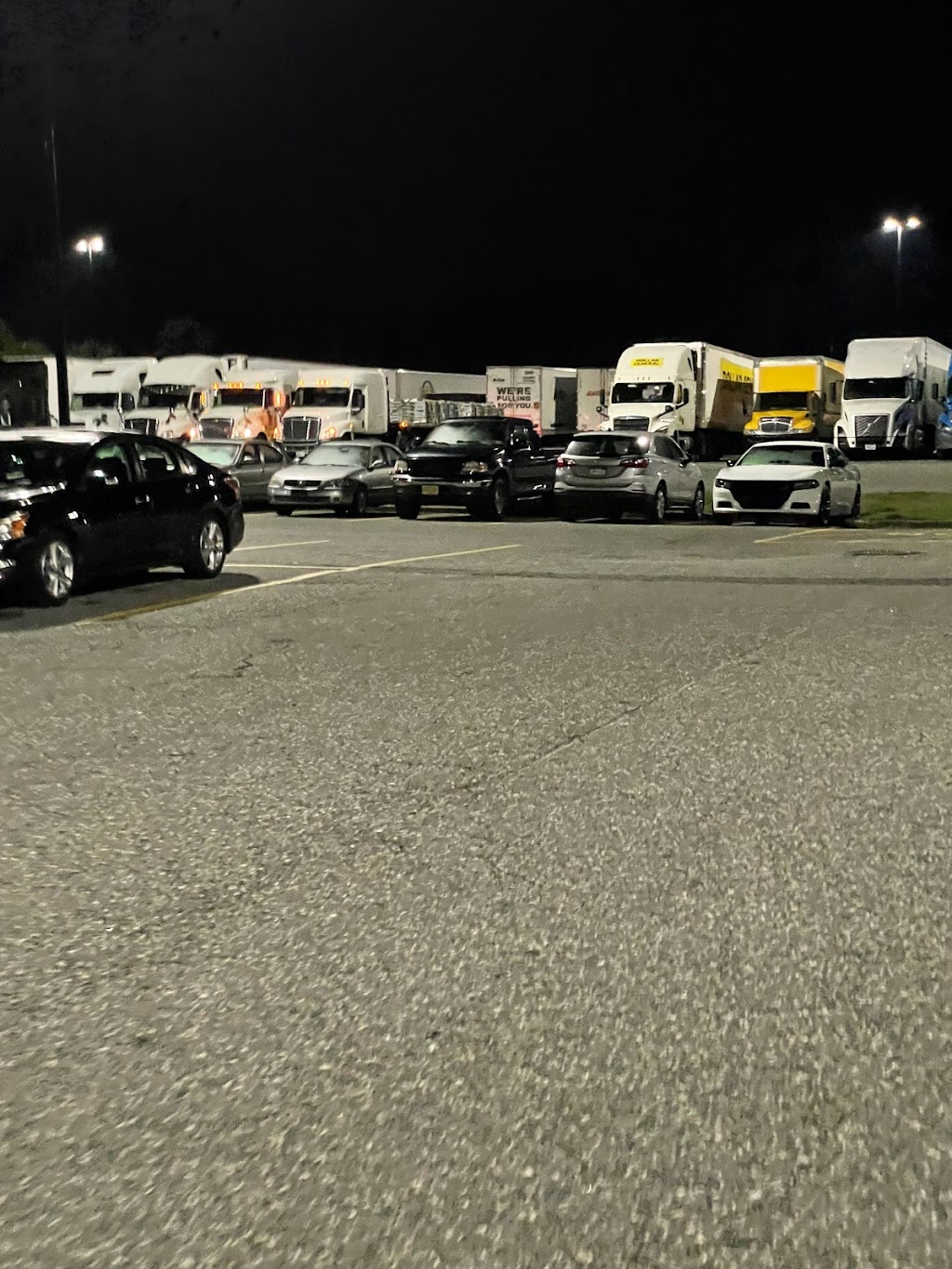 Southern Tire Mart at Pilot Flying J | 326 Slapes Corner, Carneys Point Township, NJ 08069, USA | Phone: (856) 299-6904