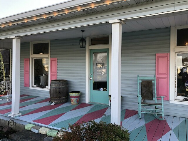 Sisters WhimZy Clothing and Gift Boutique | 2396 N Mt Juliet Rd, Mt. Juliet, TN 37122, USA | Phone: (615) 773-4030