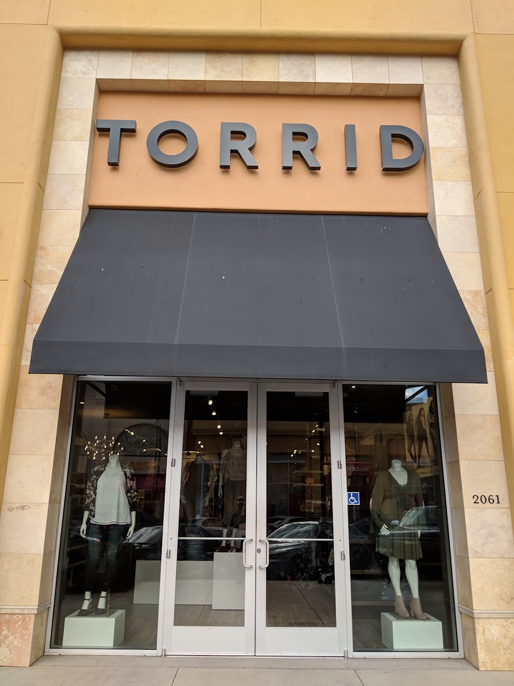 Torrid | 330 Palladio Pkwy Ste 2061, Folsom, CA 95630, USA | Phone: (916) 983-1030