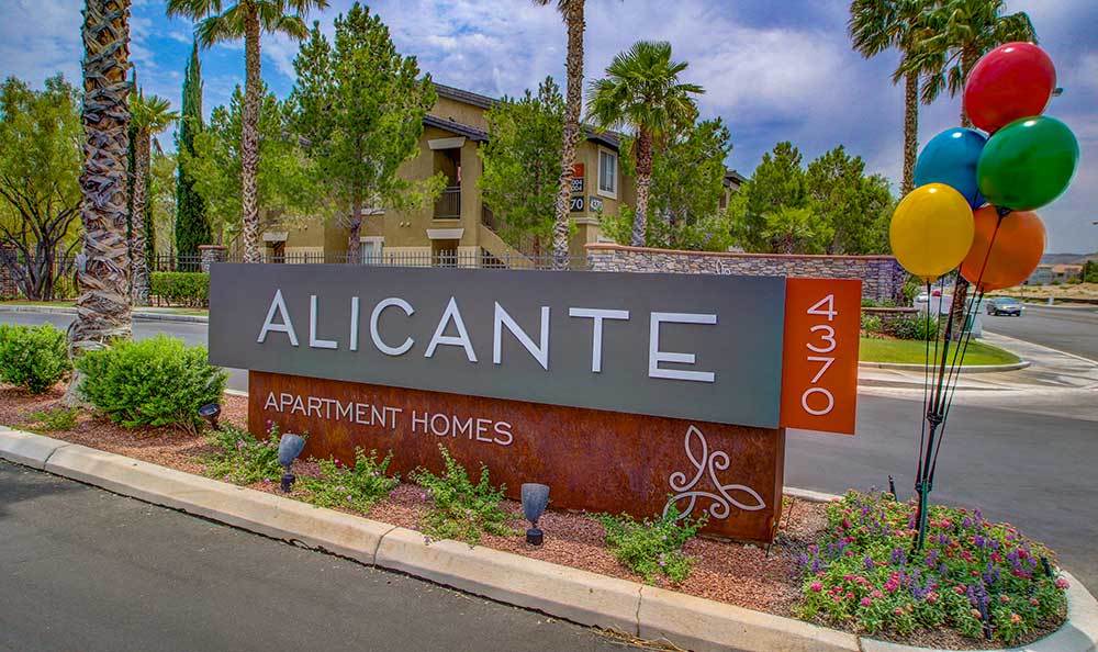 Alicante Apartments | 4370 S Grand Canyon Dr, Las Vegas, NV 89147, USA | Phone: (855) 966-0854