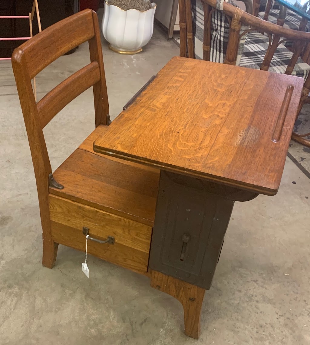 Rescued Treasures in Scavengers Marketplace | 2100 US-301, Palmetto, FL 34221, USA | Phone: (727) 482-4605