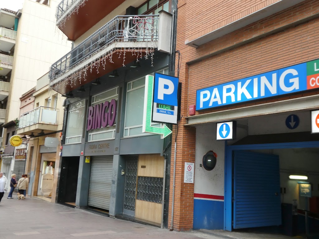 Bingo Centro Asturiano | Pg. de Fabra i Puig, 137, 08016 Barcelona, Spain | Phone: 933 51 65 54