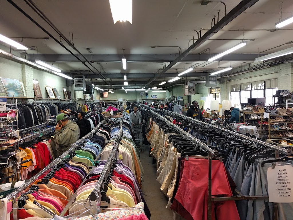 The Salvation Army Thrift Store Woodside, NY | 39-11 61st St, Queens, NY 11377, USA | Phone: (800) 728-7825