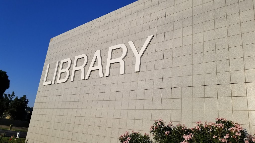 Southwest Branch Library | 8301 Ming Ave, Bakersfield, CA 93311, USA | Phone: (661) 664-7716