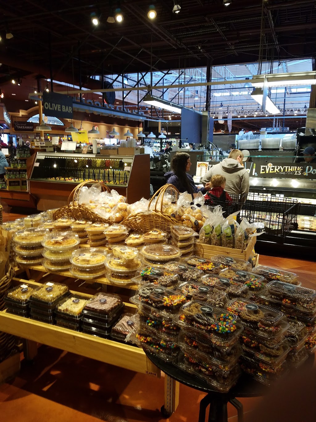 Dorothy Lane Market | 6177 Far Hills Ave, Washington Township, OH 45459, USA | Phone: (937) 434-1294