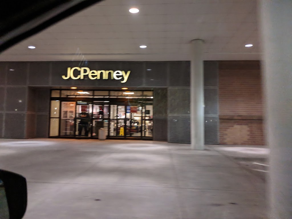 JCPenney | 68 Gateway Mall, Lincoln, NE 68505, USA | Phone: (402) 466-2222